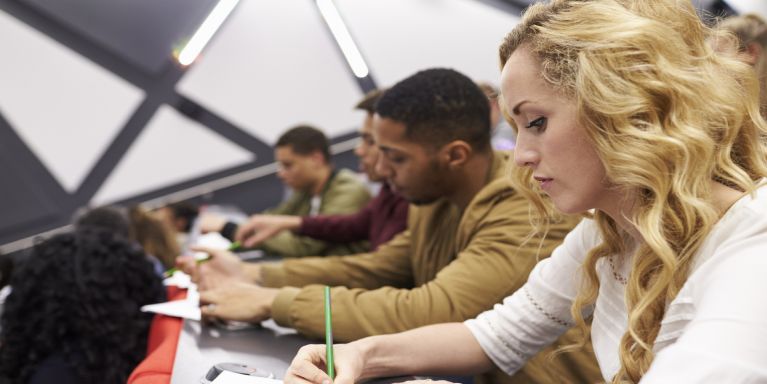 Formations Aux Metiers Du Jeu Video Quand Enseignants Et